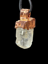 Load image into Gallery viewer, Topaz Pendant