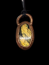 Load image into Gallery viewer, Labradorite Pendant