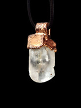 Load image into Gallery viewer, Topaz Pendant